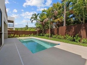 618 NE 17th Way, Fort Lauderdale FL 33304