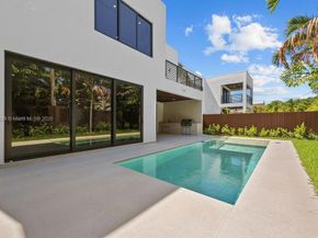 618 NE 17th Way, Fort Lauderdale FL 33304