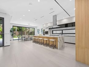 618 NE 17th Way, Fort Lauderdale FL 33304