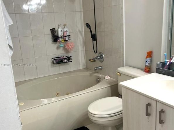 10150 SW 88th St 103, Miami FL 33176