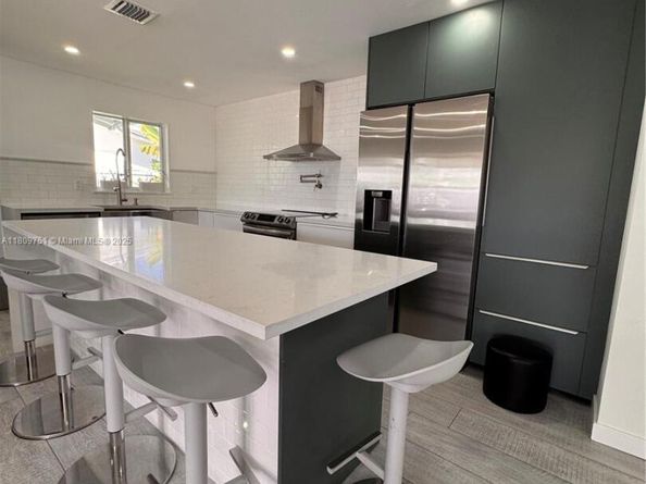 501 SW 18th St, Pompano Beach FL 33060
