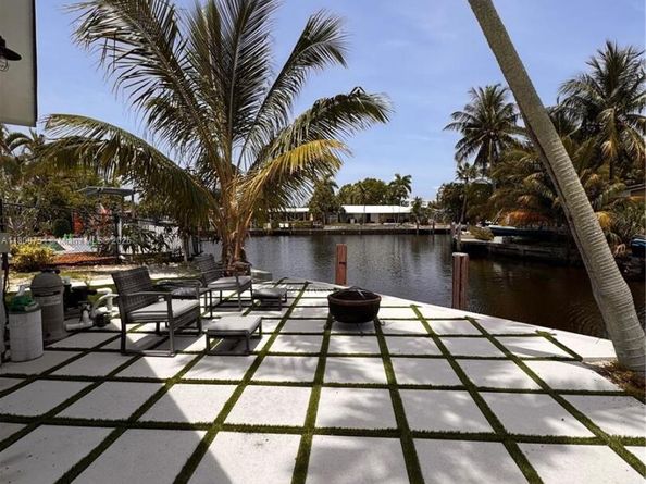 501 SW 18th St, Pompano Beach FL 33060