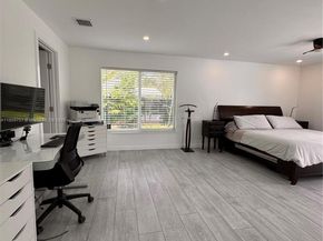 501 SW 18th St, Pompano Beach FL 33060