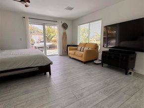 501 SW 18th St, Pompano Beach FL 33060