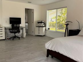 501 SW 18th St, Pompano Beach FL 33060