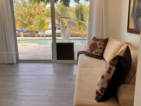501 SW 18th St, Pompano Beach FL 33060