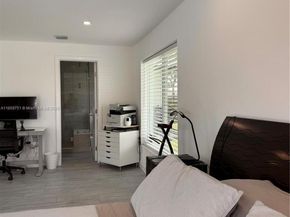 501 SW 18th St, Pompano Beach FL 33060