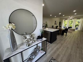 10109 NW 52nd Ter, Doral FL 33178