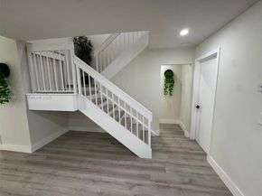 10109 NW 52nd Ter, Doral FL 33178