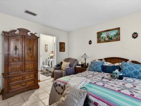 14313 SW 100th Ln, Miami FL 33186