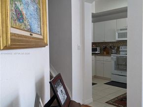 8930 W Flagler St 201, Miami FL 33174