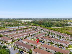 2440 SE 10th Ct, Homestead FL 33035