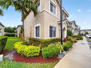 2440 SE 10th Ct, Homestead FL 33035