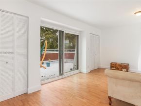 4081 NE 14th Ave, Oakland Park FL 33334