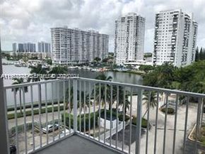 2801 NE 183rd St 709W, Aventura FL 33160