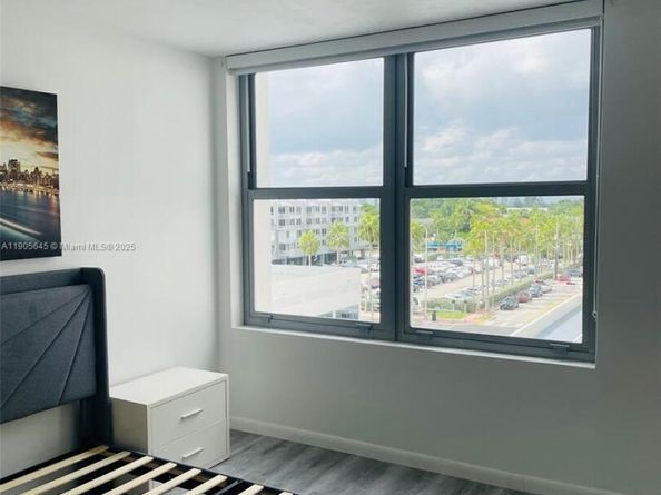 2899 Collins Ave 648, Miami Beach FL 33140