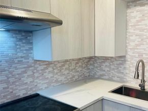 2899 Collins Ave 648, Miami Beach FL 33140