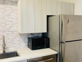 2899 Collins Ave 648, Miami Beach FL 33140