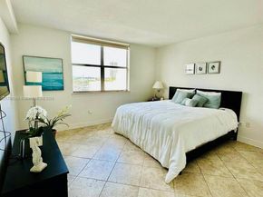 401 69th St 607, Miami Beach FL 33141