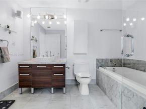 253 NE 2nd St 1608, Miami FL 33132