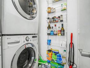 253 NE 2nd St 1608, Miami FL 33132