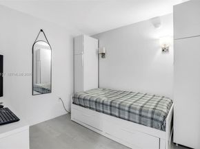 253 NE 2nd St 1608, Miami FL 33132