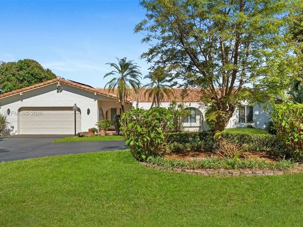 11101 NW 26th Dr, Coral Springs FL 33065