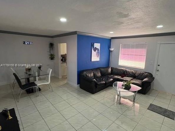 3903 SW 78th Ct 207, Miami FL 33155