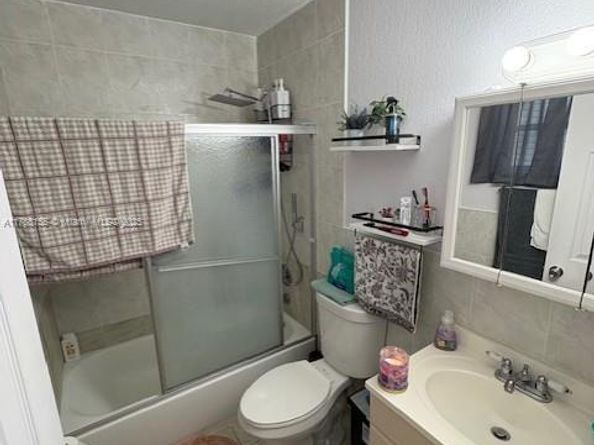 3903 SW 78th Ct 207, Miami FL 33155
