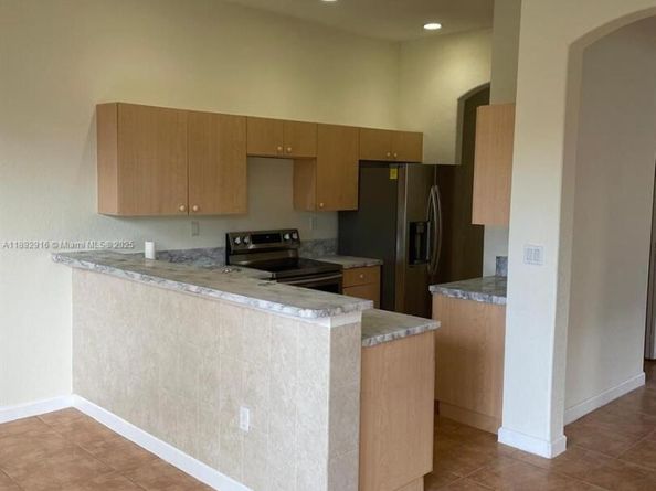 1321 SE 16th Ave, Homestead FL 33035