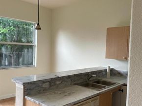 1321 SE 16th Ave, Homestead FL 33035