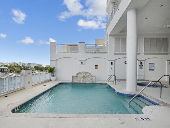 9751 E Bay Harbor Dr 7A, Bay Harbor Islands FL 33154