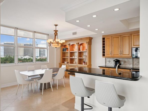 9751 E Bay Harbor Dr 7A, Bay Harbor Islands FL 33154