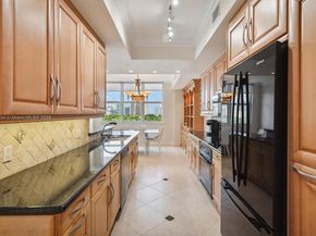 9751 E Bay Harbor Dr 7A, Bay Harbor Islands FL 33154