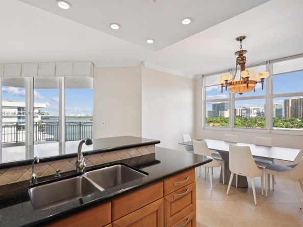 9751 E Bay Harbor Dr 7A, Bay Harbor Islands FL 33154