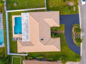 1266 NW 111th Way, Coral Springs FL 33071