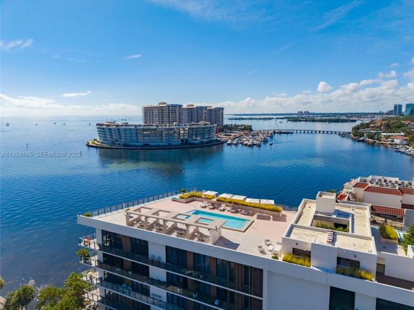 3581 E Glencoe St 403, Miami FL 33133