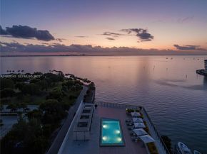 3581 E Glencoe St 403, Miami FL 33133