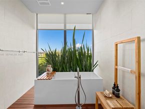 3581 E Glencoe St 403, Miami FL 33133