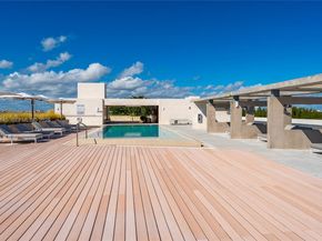 3581 E Glencoe St 403, Miami FL 33133