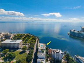 3581 E Glencoe St 403, Miami FL 33133