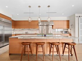 3581 E Glencoe St 403, Miami FL 33133