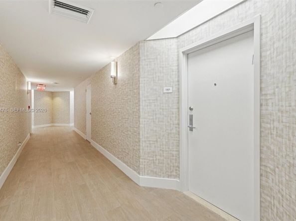 3640 Yacht Club Dr 1007, Aventura FL 33180