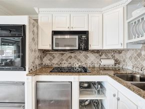 1105 S Riverside Dr 107, Pompano Beach FL 33062