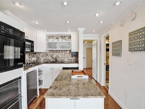 1105 S Riverside Dr 107, Pompano Beach FL 33062