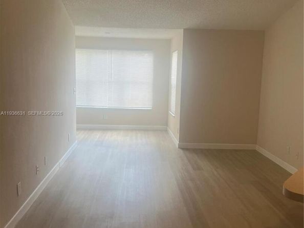 12730 Vista Isles Dr 814, Sunrise FL 33325