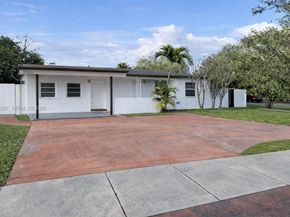 9201 SW 43rd Ter, Miami FL 33165