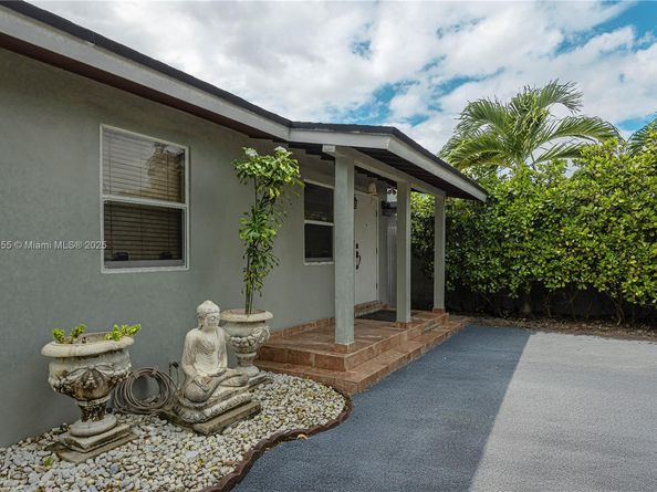 3410 SW 24th St, Miami FL 33145