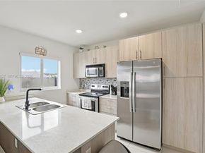 1191 NW 1st St, Florida City FL 33034
