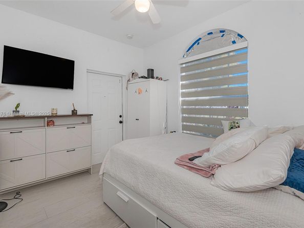 4028 NW 23rd Ct, Miami FL 33142